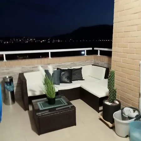 Lujoso Piso Turistico Con Buenas Vistas Apartment *